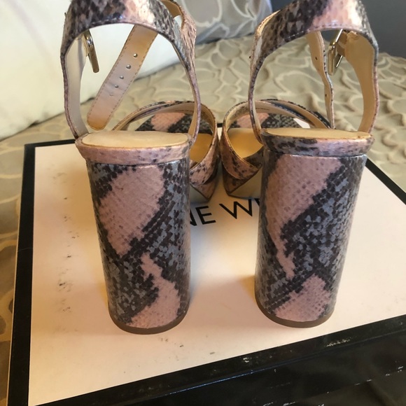 NIB Nine West platform heels - Picture 4 of 5
